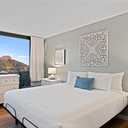 Waikiki Banyan Suites W Free Parking Honolulu Exteriör bild
