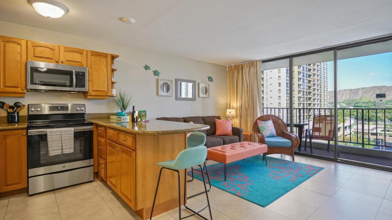Waikiki Banyan Suites W Free Parking Honolulu Exteriör bild