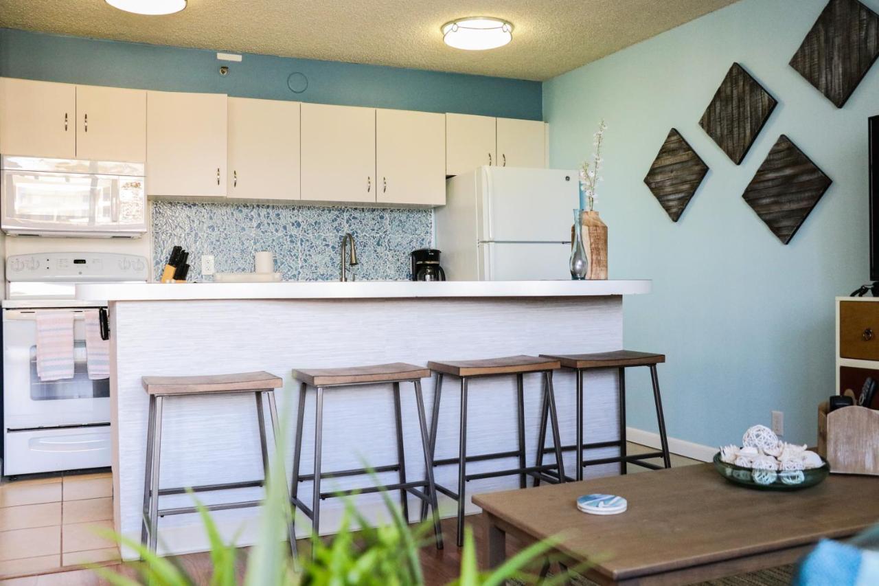 Waikiki Banyan Suites W Free Parking Honolulu Exteriör bild